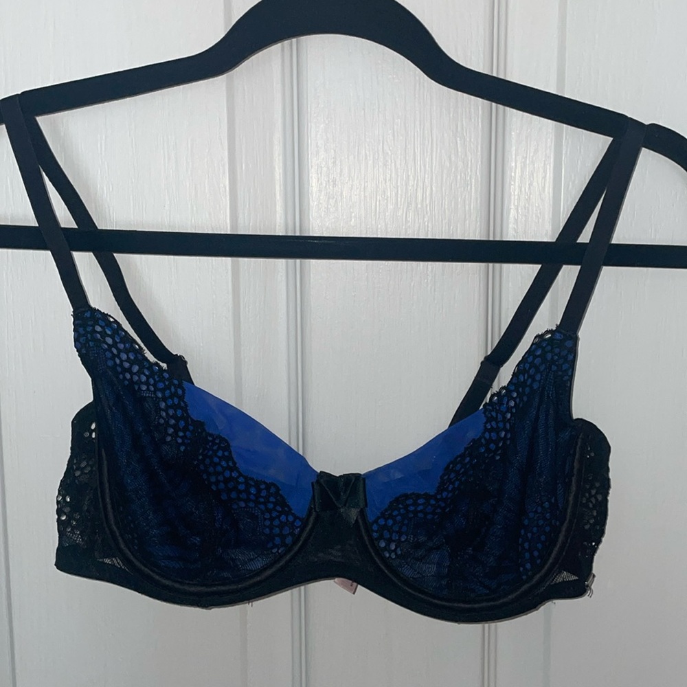 LA VIE EN ROSE Bra 💙